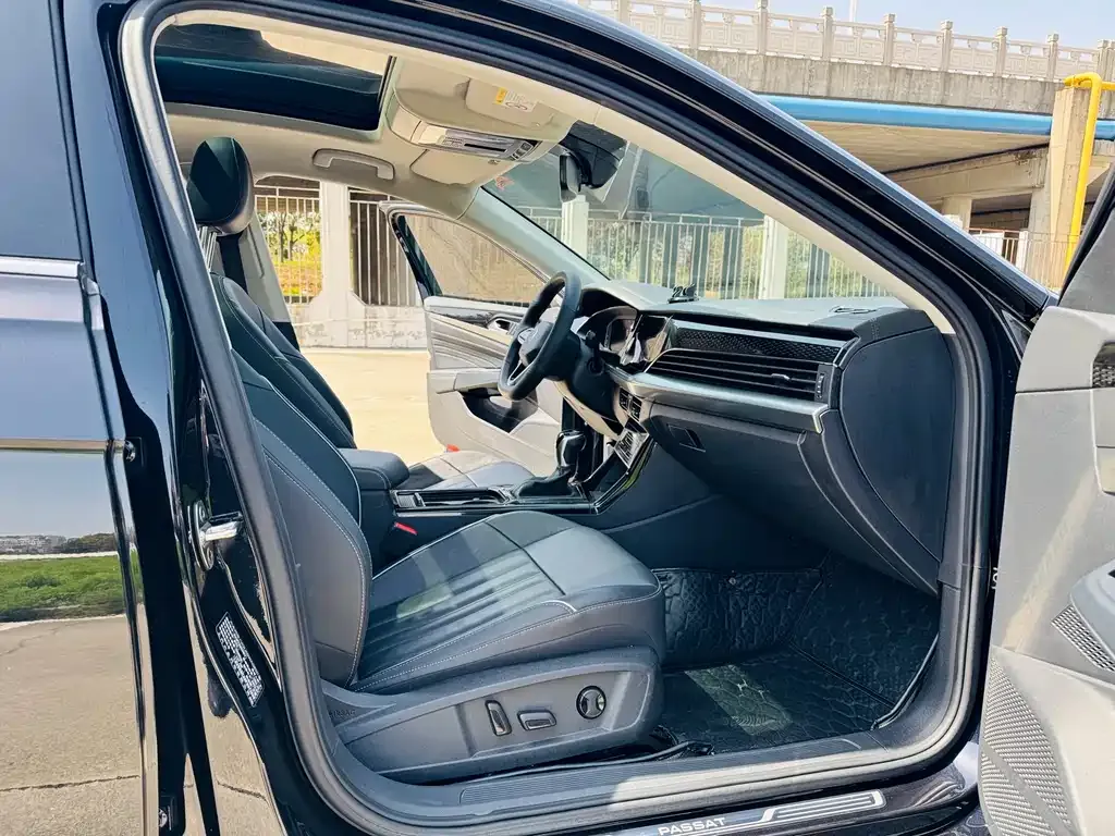 Volkswagen Passat — фото 6