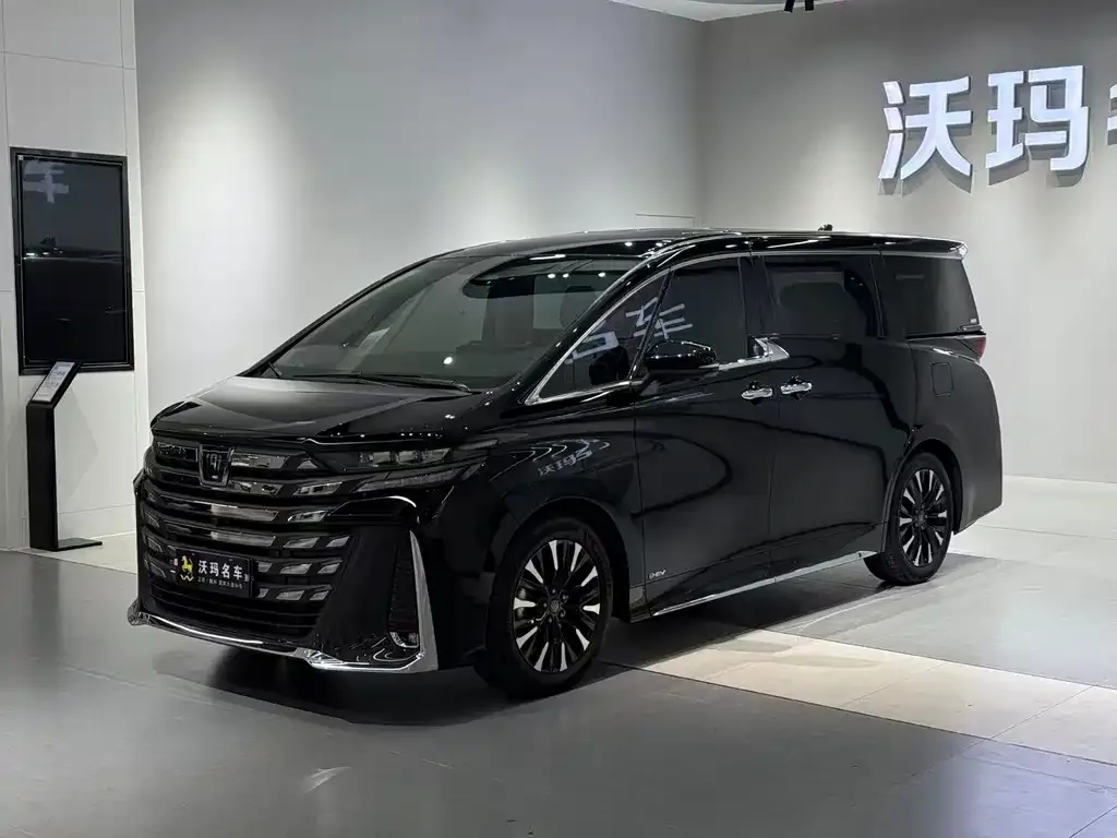 Toyota Vellfire 2024 из CN, фото 1