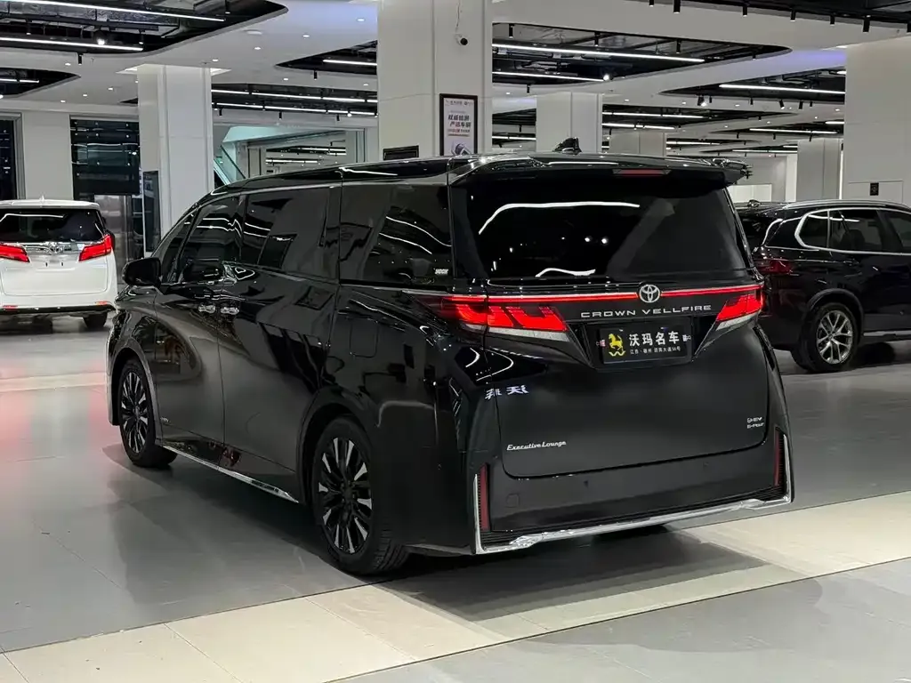 Toyota Vellfire 2024 из CN, фото 7