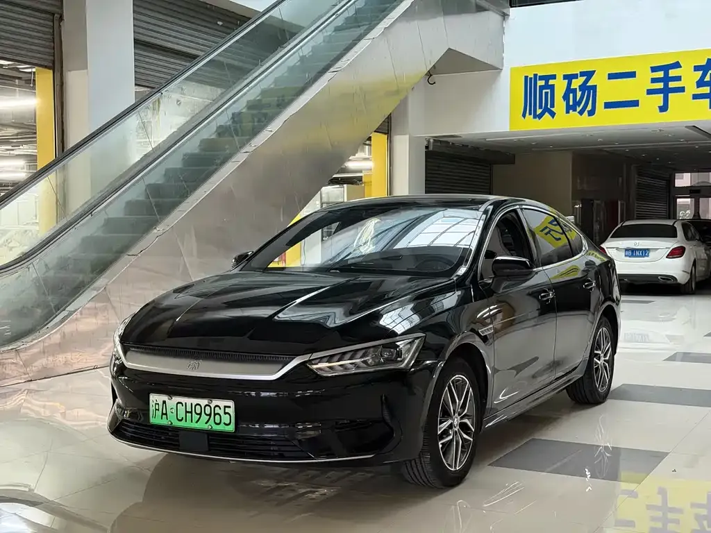 BYD Qin PLUS 2023 из CN, фото 1