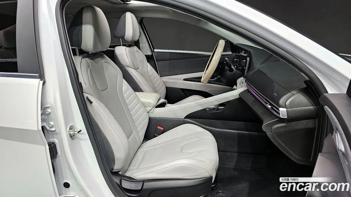 Hyundai AVANTE — фото 2