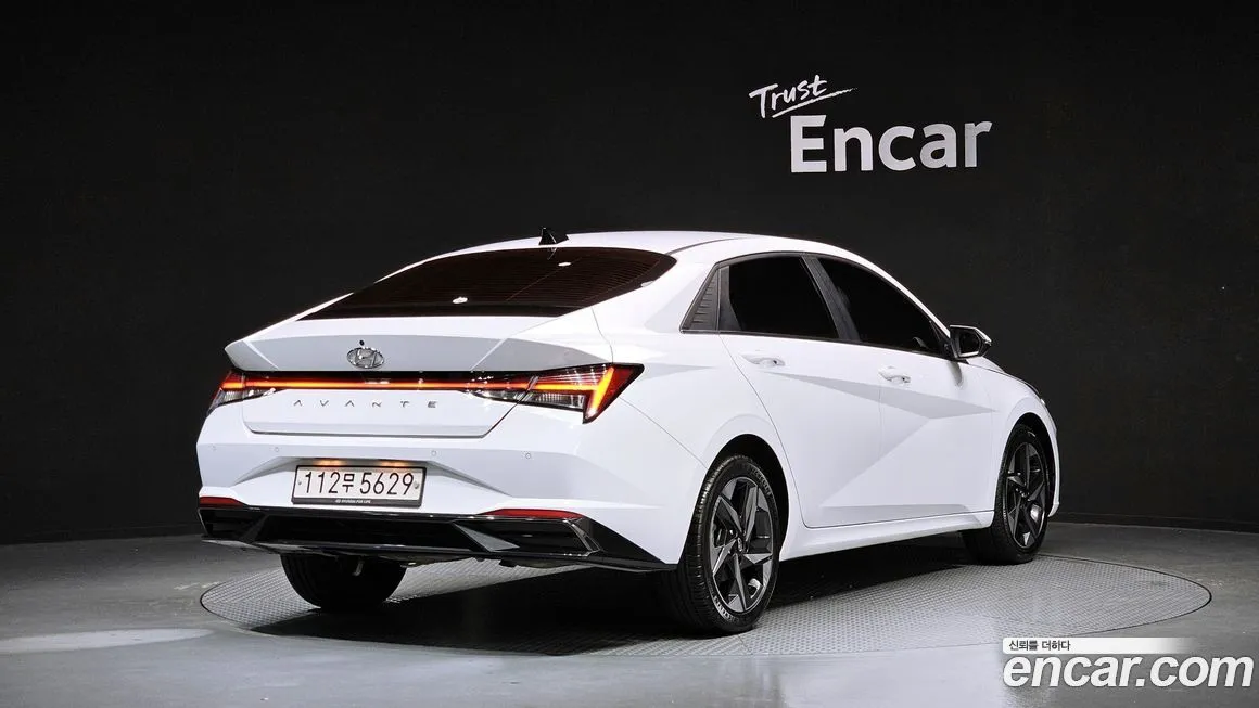 Hyundai AVANTE — фото 9