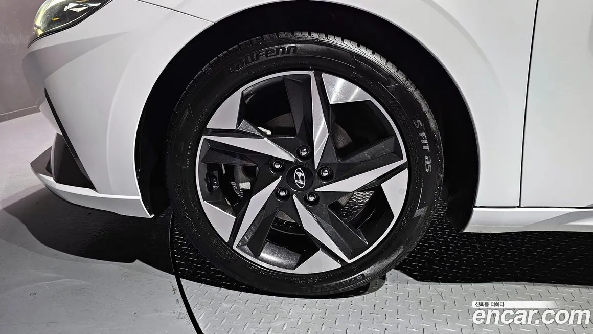 Hyundai AVANTE — фото 4