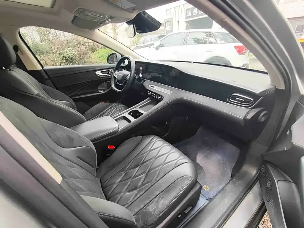 Roewe D7 2023 из CN, фото 3
