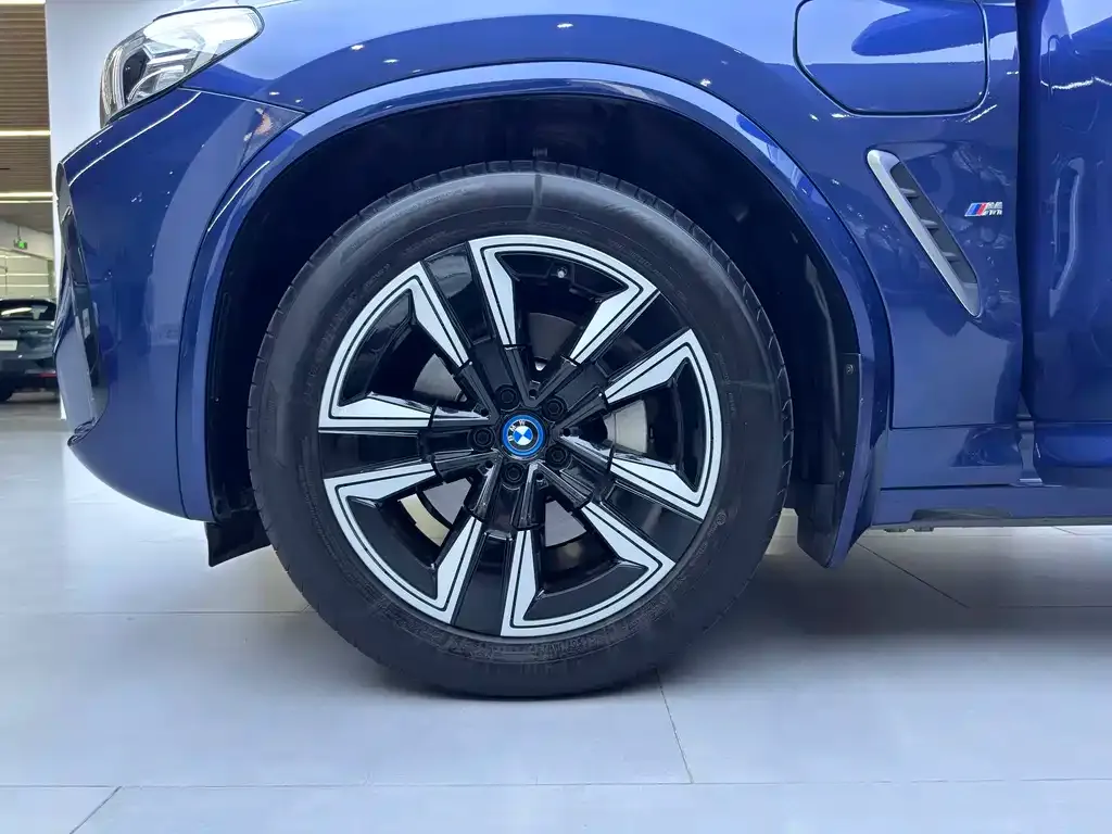 BMW iX3 2023 из CN, фото 6
