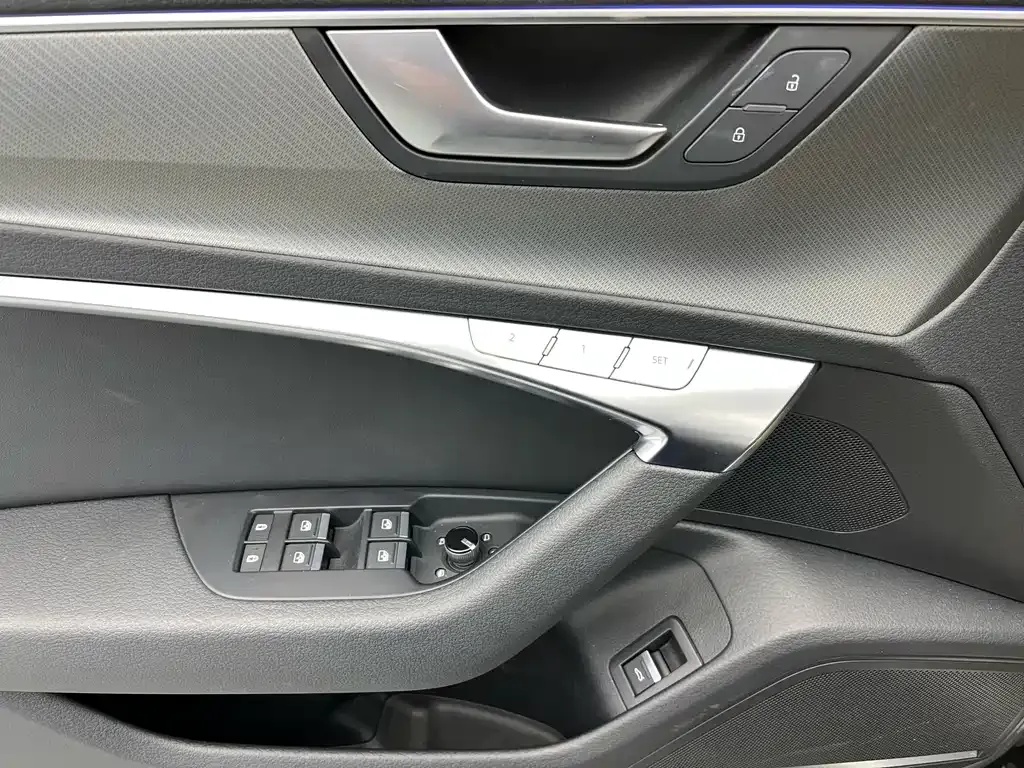 Audi A6 (Import) — фото 3