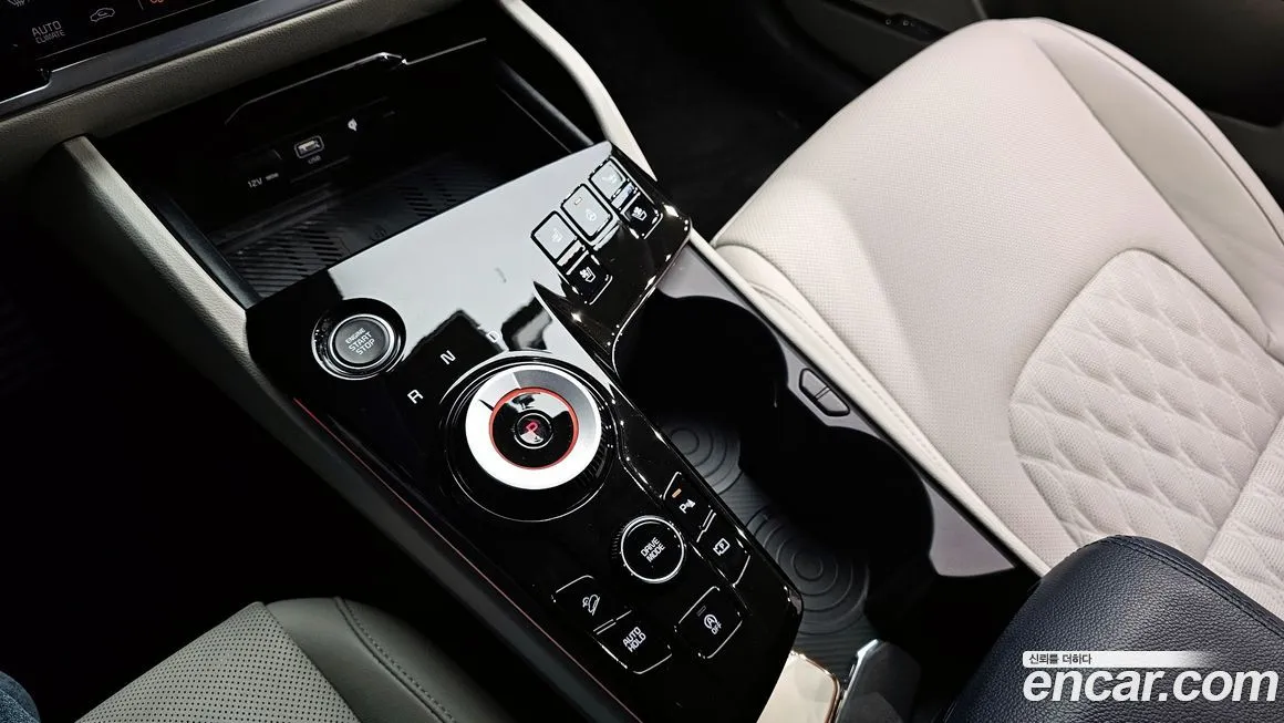 Kia Sportage — фото 5