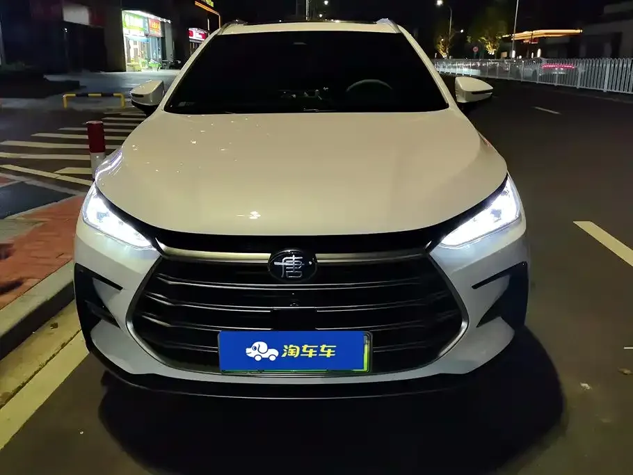 BYD Tang New Energy — фото 10