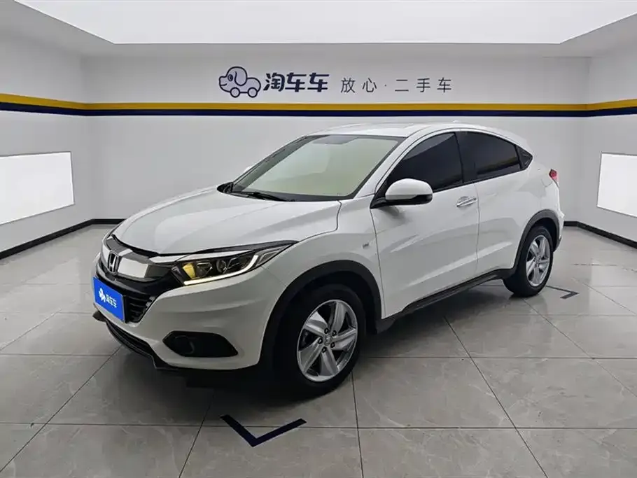 Honda Vezel — фото 1