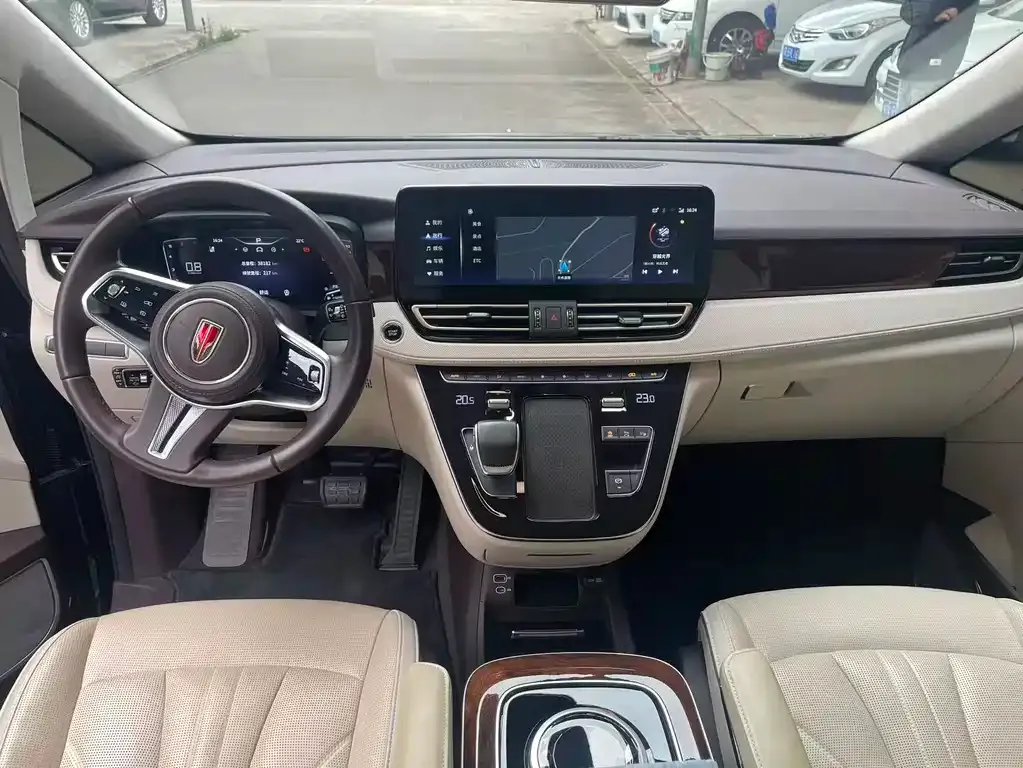 Hongqi HQ9 2023 из CN, фото 10