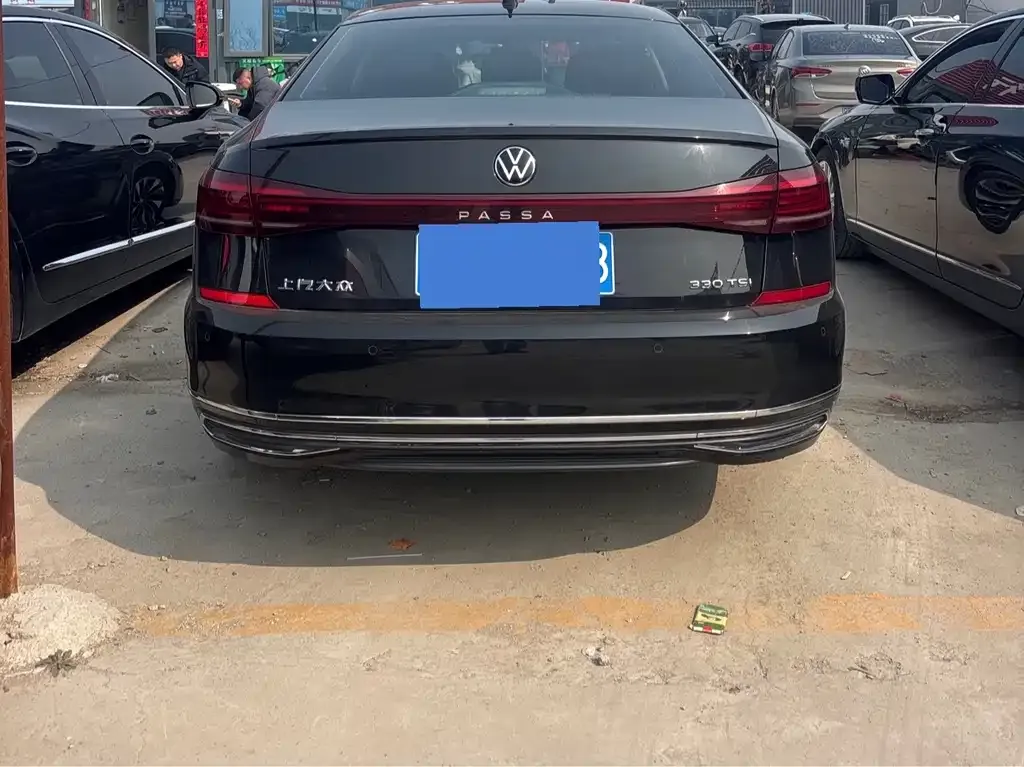Volkswagen Passat — фото 3