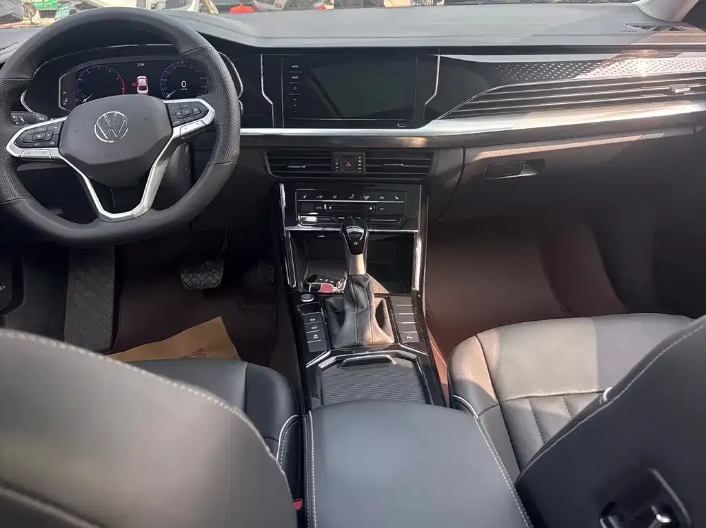 Volkswagen Passat — фото 4