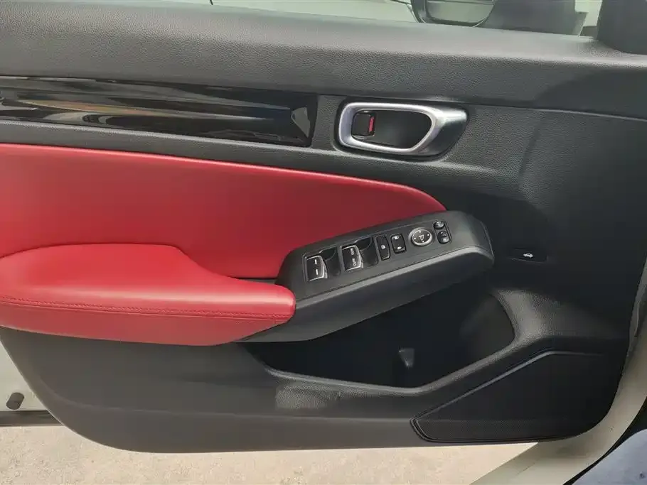 Honda Civic — фото 8