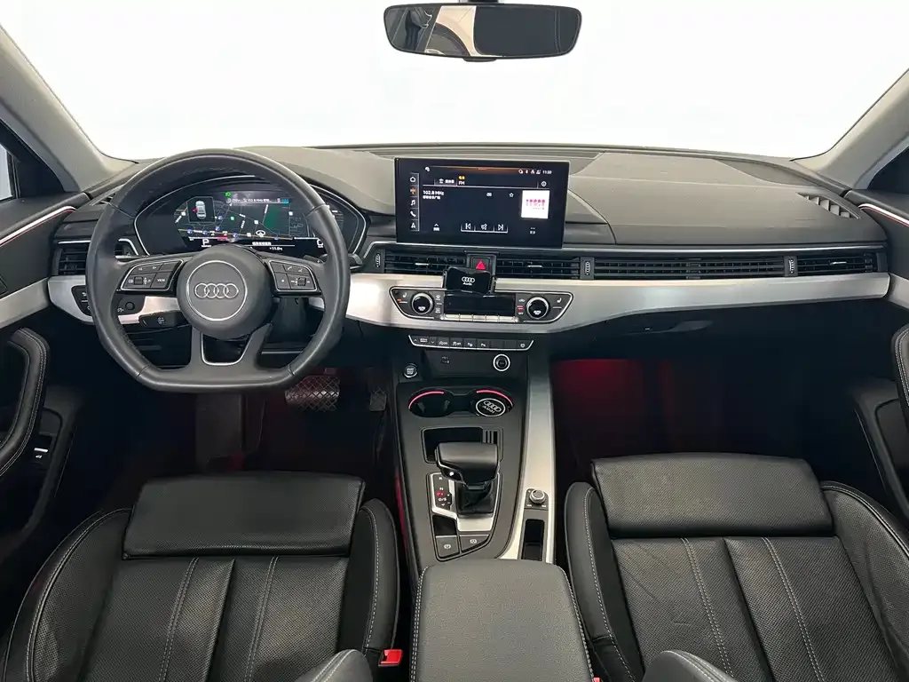 Audi A4L 2023 из CN, фото 8