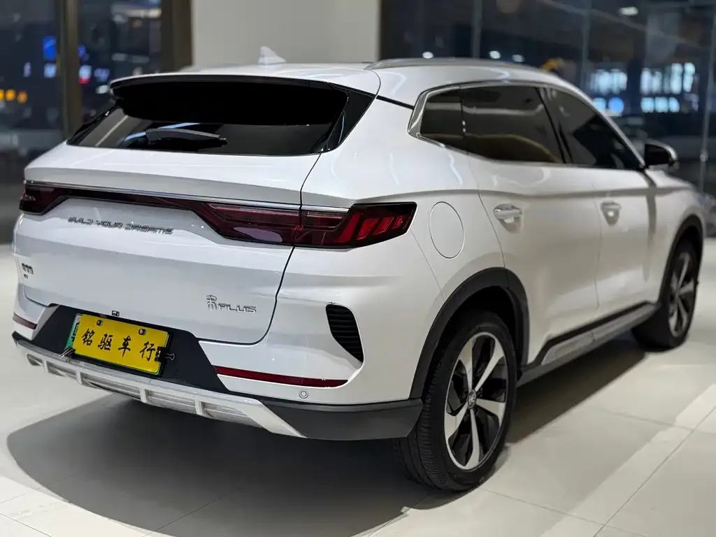 BYD PLUS New Energy — фото 4