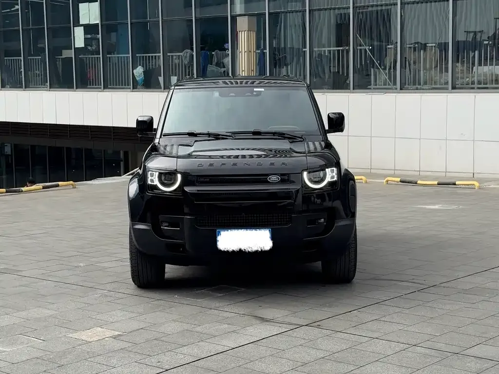 Land Rover Defender — фото 6