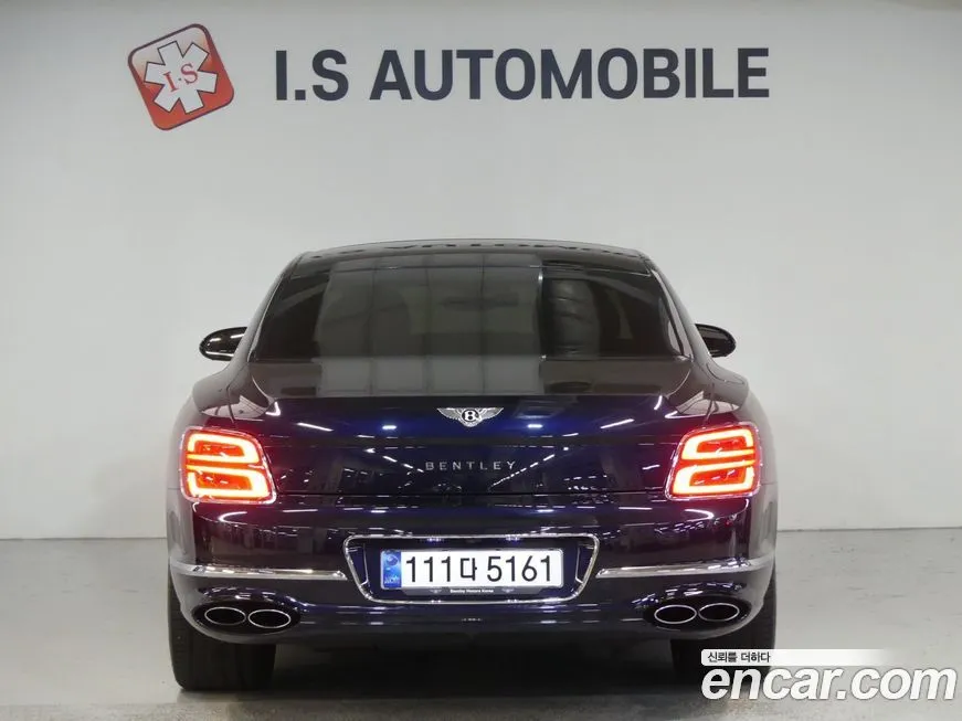 Bentley Flying Spur 2023 из KR, фото 4