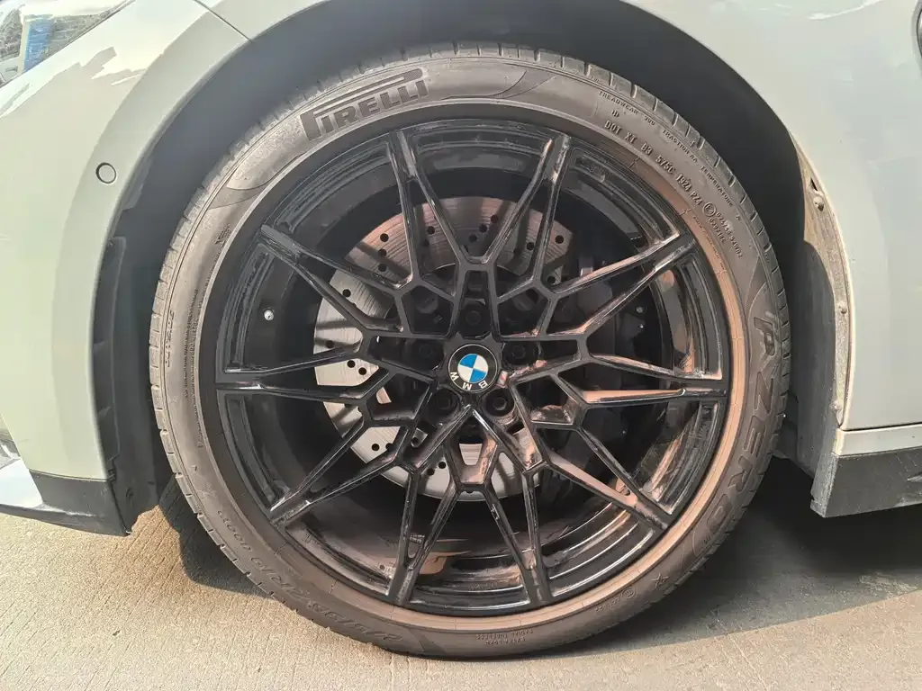 BMW M4 — фото 4