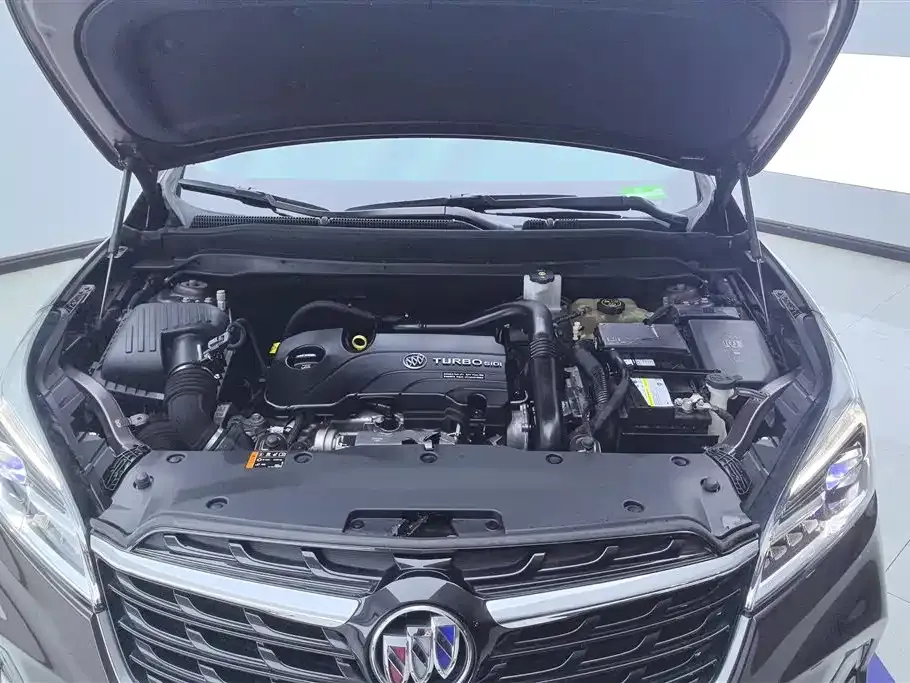 Buick Envision Plus — фото 4