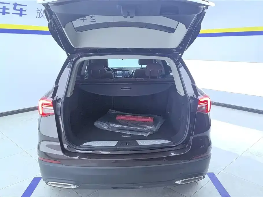 Buick Envision Plus — фото 7