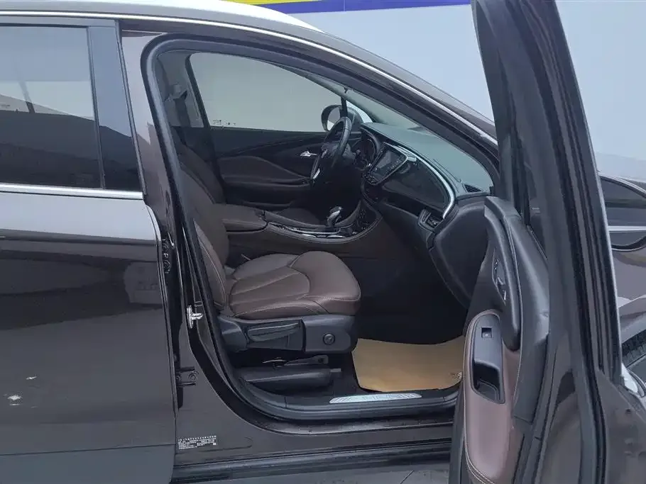 Buick Envision Plus — фото 6