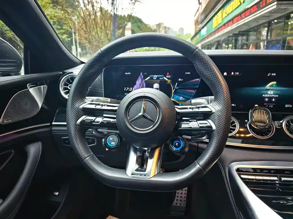 Mercedes-Benz AMG GT — фото 5