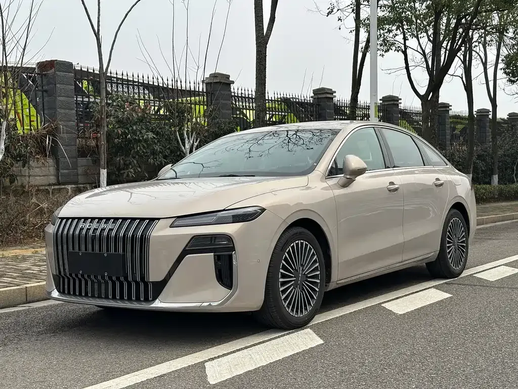 Roewe M7 DMH 2026 из CN, фото 1