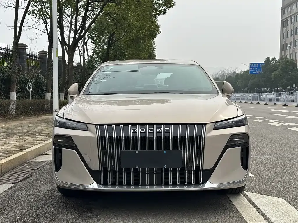 Roewe M7 DMH 2026 из CN, фото 8