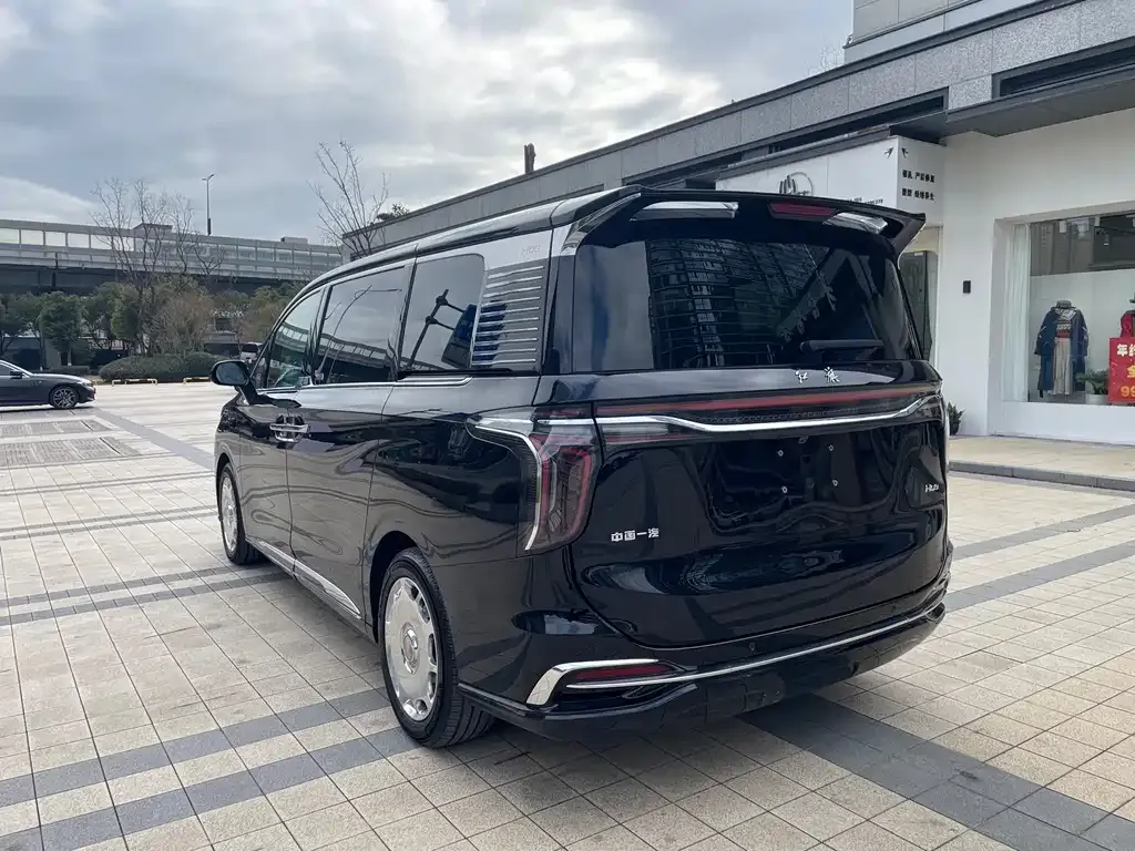 Hongqi HQ9 — фото 2