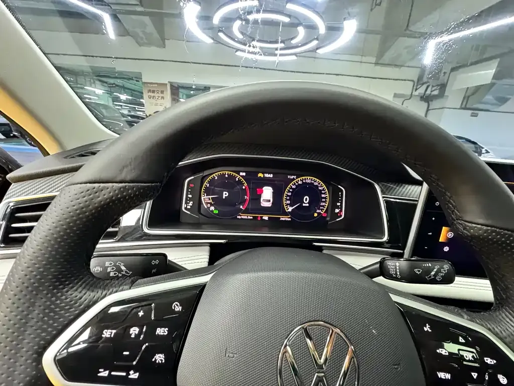 Volkswagen Tiguan L 2023 из CN, фото 10