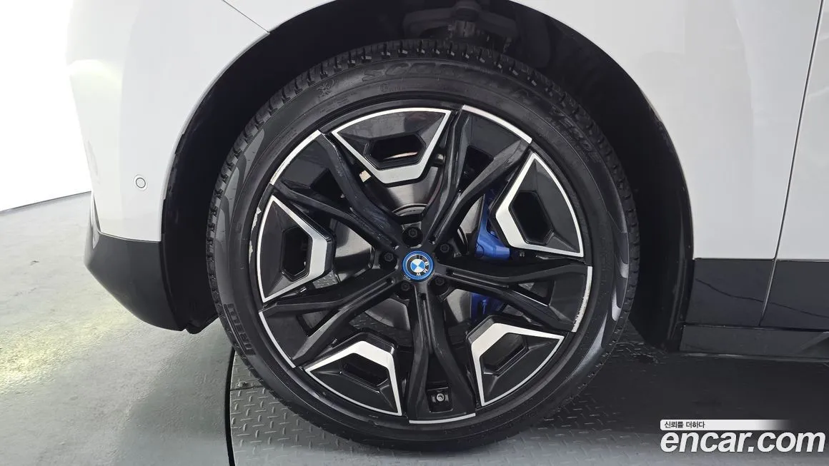 BMW iX 2022 из KR, фото 5