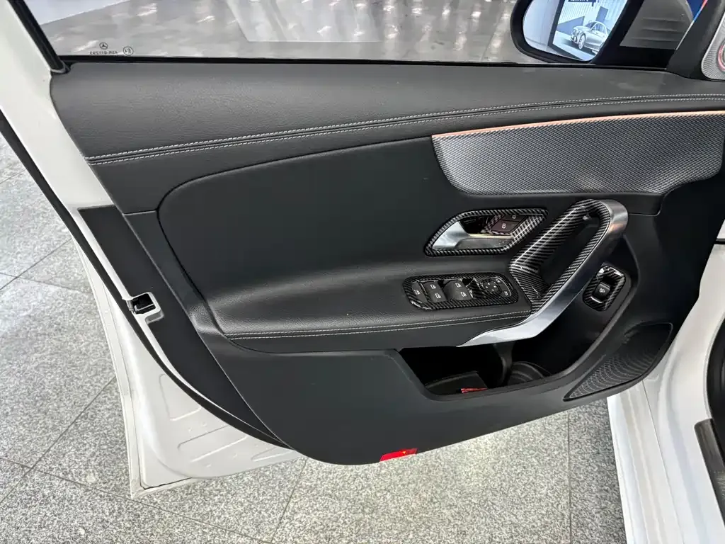 Mercedes-Benz A-Class 2022 из CN, фото 10