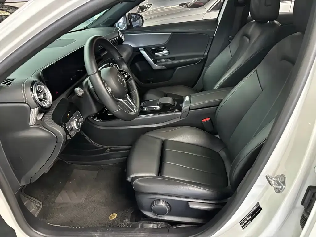 Mercedes-Benz A-Class 2022 из CN, фото 3