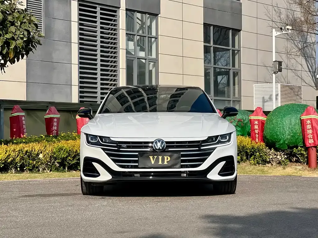 Volkswagen CC 2024 из CN, фото 8