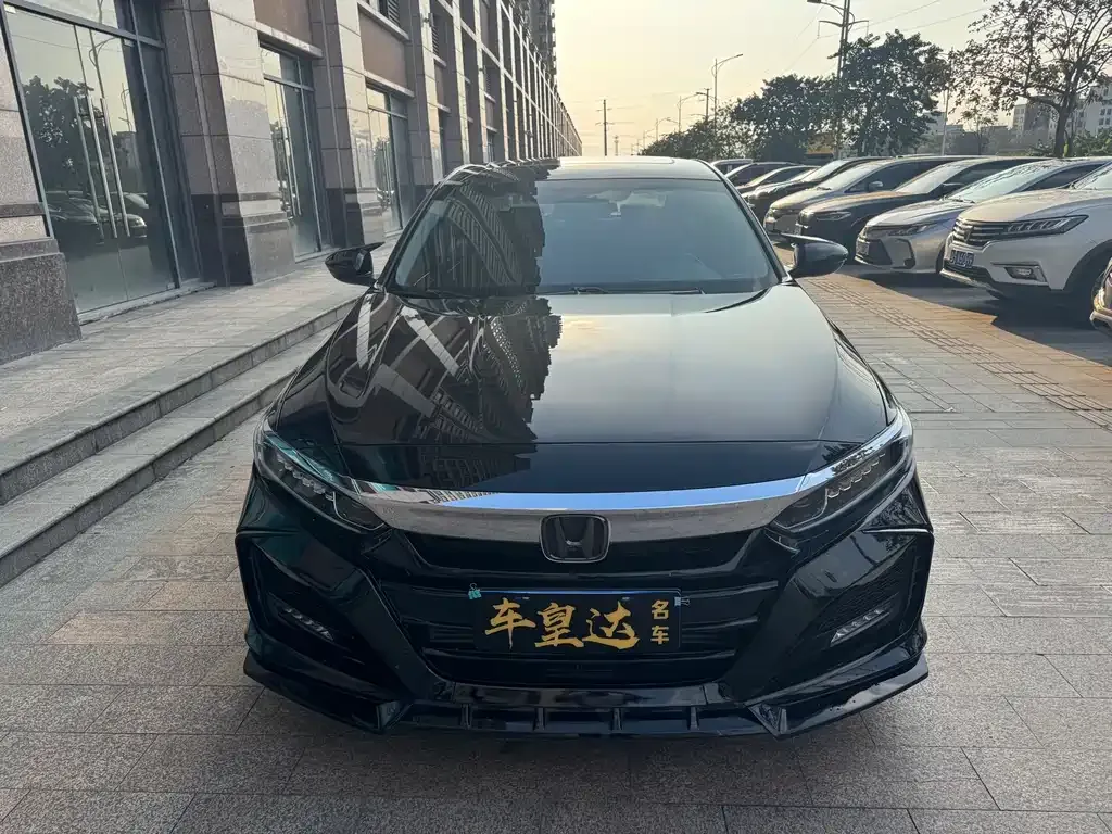 Honda Accord — фото 5