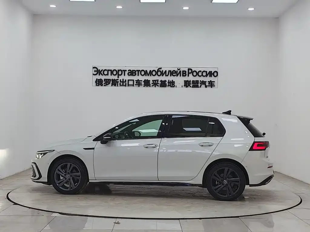 Volkswagen Golf 2022 из CN, фото 3