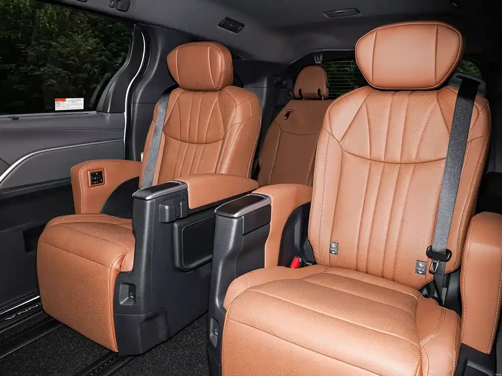 Toyota Sienna 2026 из CN, фото 4