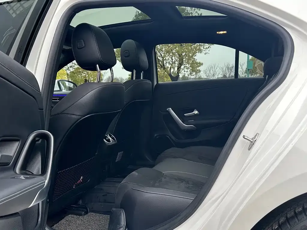 Mercedes-Benz A-Class 2021 из CN, фото 7