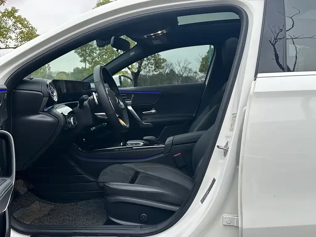 Mercedes-Benz A-Class 2021 из CN, фото 2