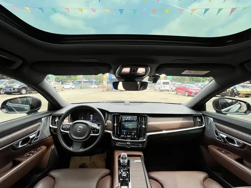 Volvo S90 2023 из CN, фото 9