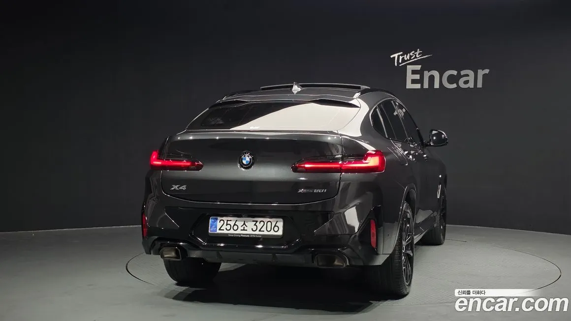 BMW X4 2025 из KR, фото 2
