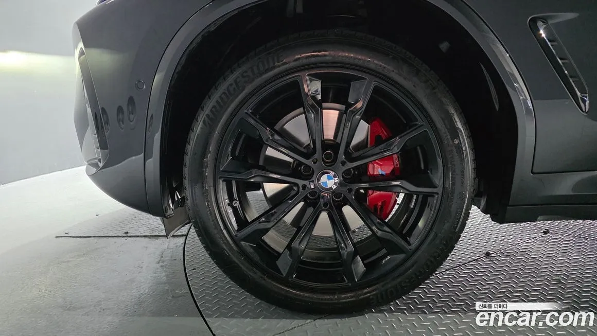BMW X4 2025 из KR, фото 10