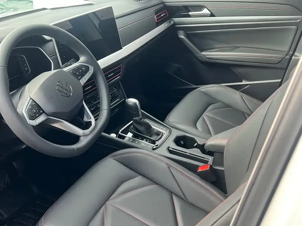 Volkswagen Lavida 2023 из CN, фото 6