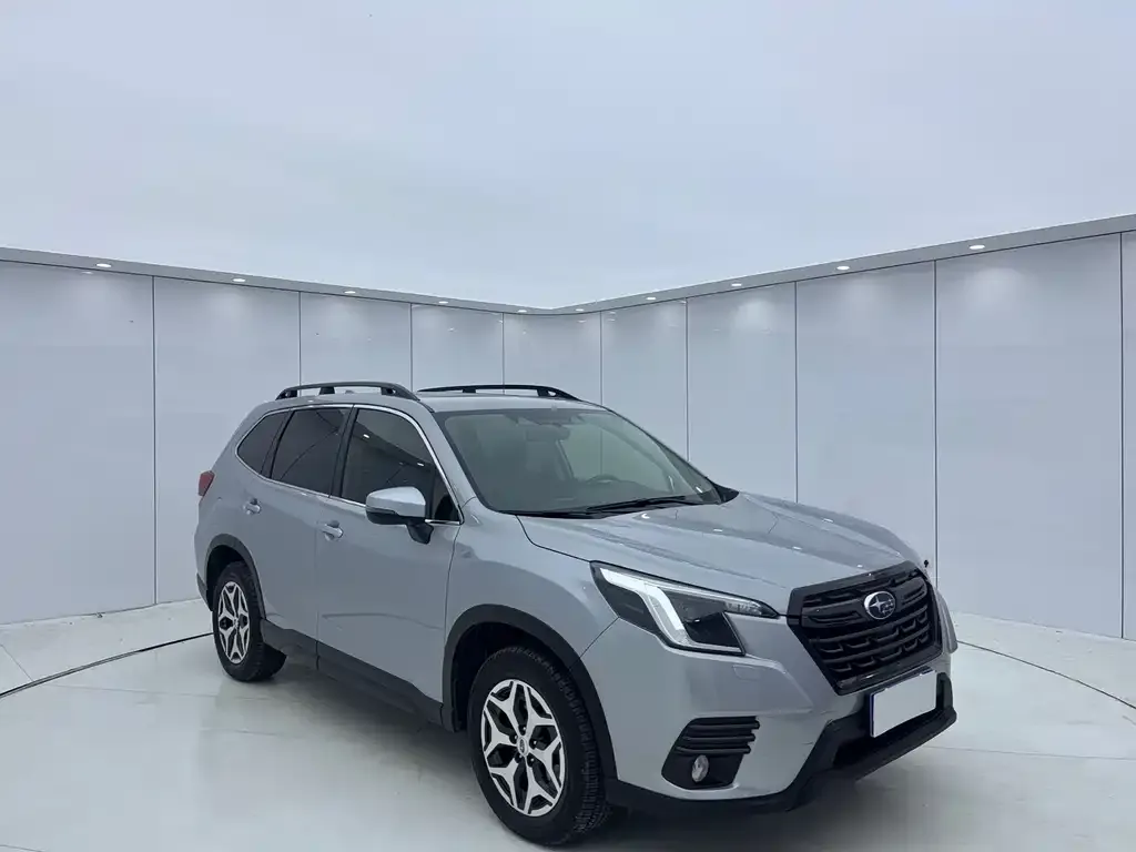 Subaru Forester 2022 из CN, фото 4