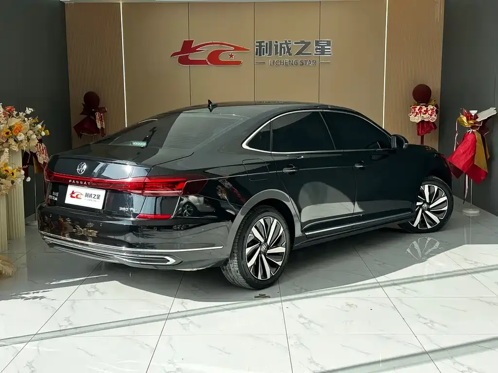 Volkswagen Passat — фото 2
