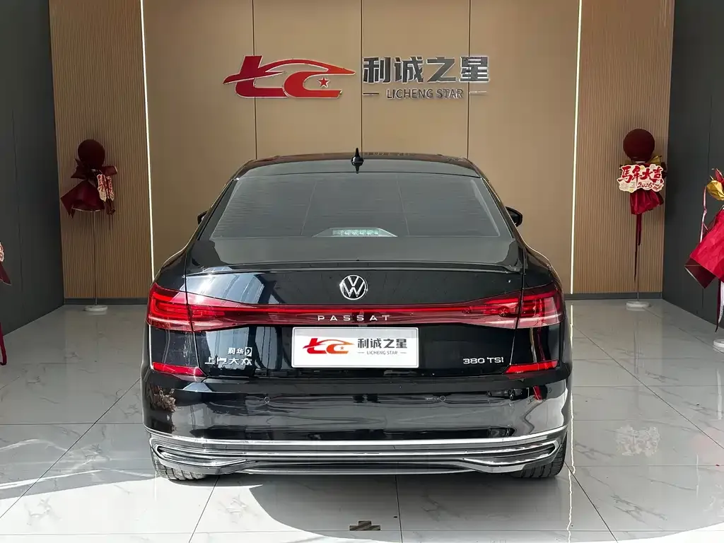Volkswagen Passat — фото 3