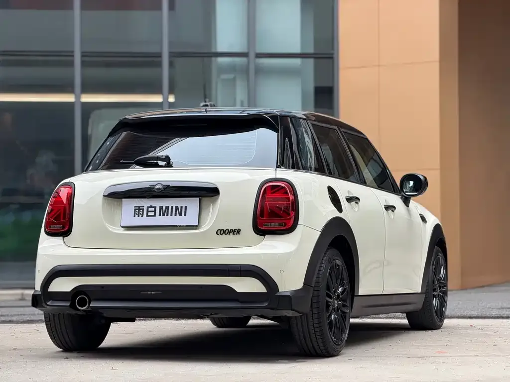 MINI Cooper (3-door) 2021 из CN, фото 4