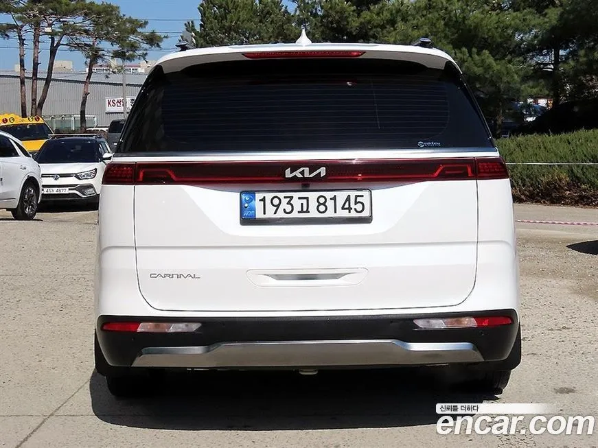 Kia Carnival — фото 2
