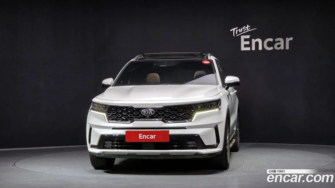 Kia Sorento — фото 5