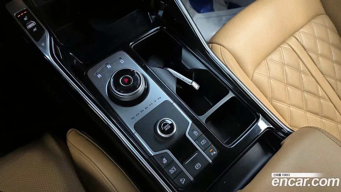 Kia Sorento — фото 6